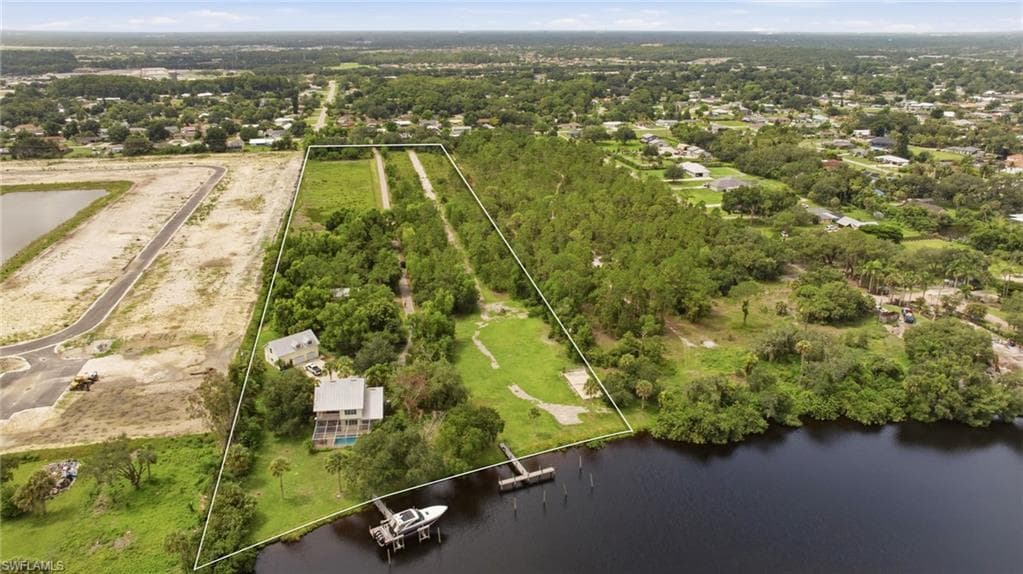 13668 Marquette BLVD FORT MYERS, FL 33905