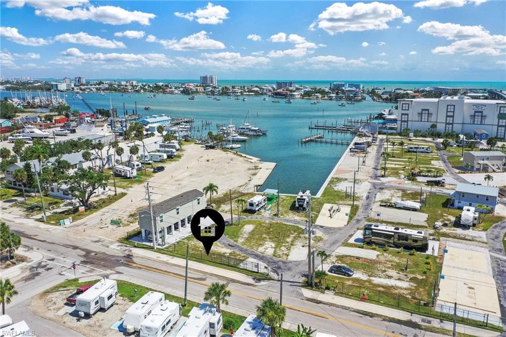 19281 #3 San Carlos BLVD FORT MYERS BEACH, FL 33931