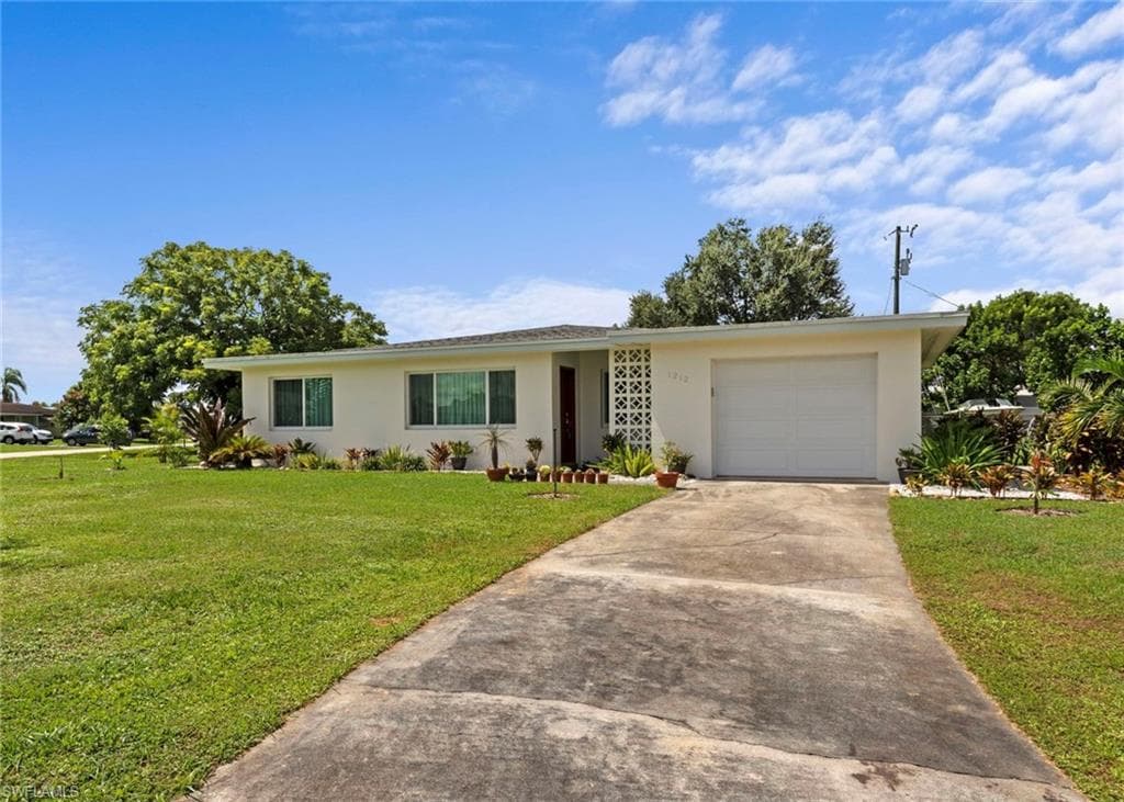 1212 Barnsdale ST LEHIGH ACRES, FL 33936