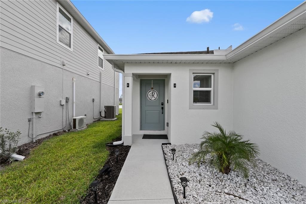 12119 Shortleaf Pine TRL FORT MYERS, FL 33966