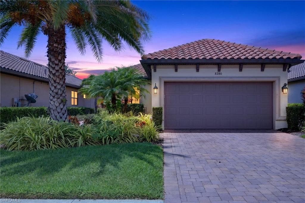 8280 Lucello TER N NAPLES, FL 34114