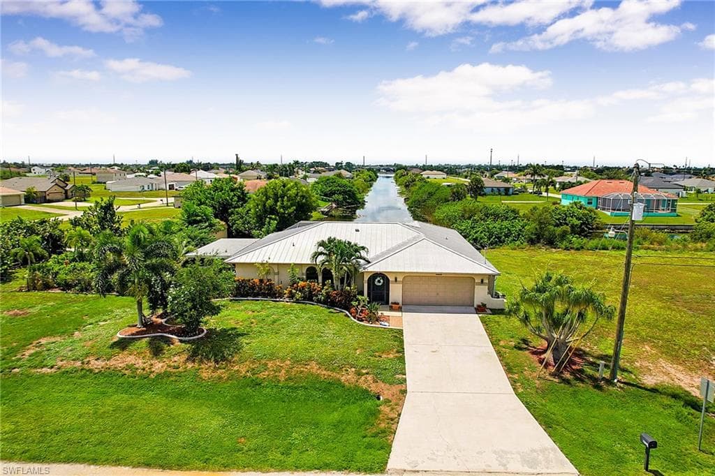 1206 NW 11th TER CAPE CORAL, FL 33993