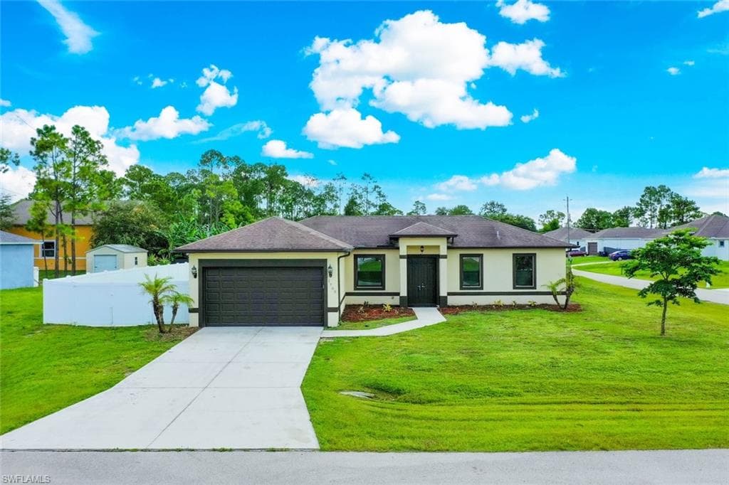 1700 Don AVE N LEHIGH ACRES, FL 33971