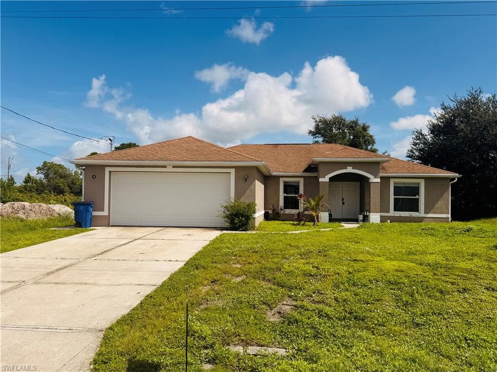 2804 11th ST SW LEHIGH ACRES, FL 33976