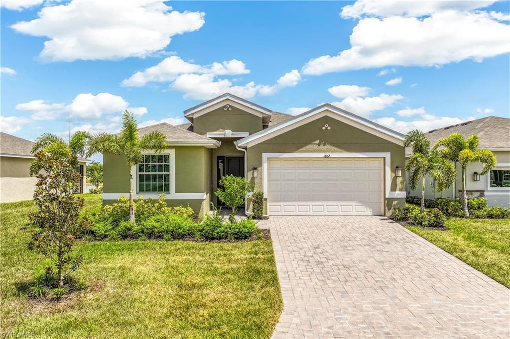 18162 Water Crossing DR NORTH FORT MYERS, FL 33917