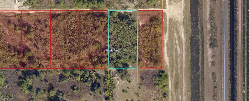 7547 14th PL LABELLE, FL 33935