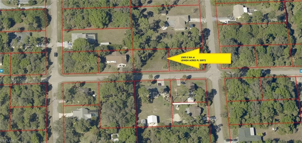 1505 E 5th ST LEHIGH ACRES, FL 33972