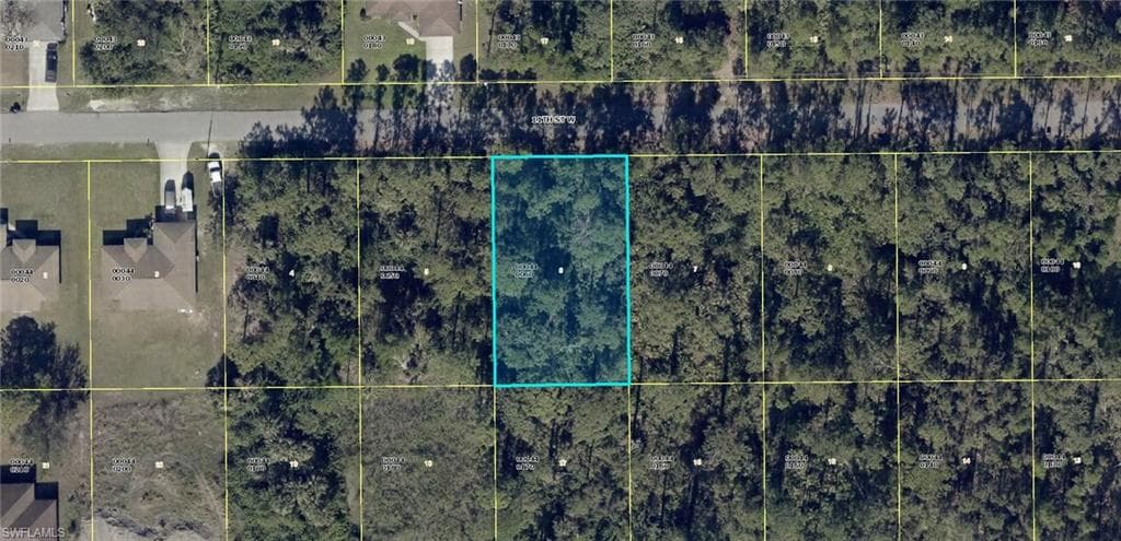 2811 11th ST W LEHIGH ACRES, FL 33971