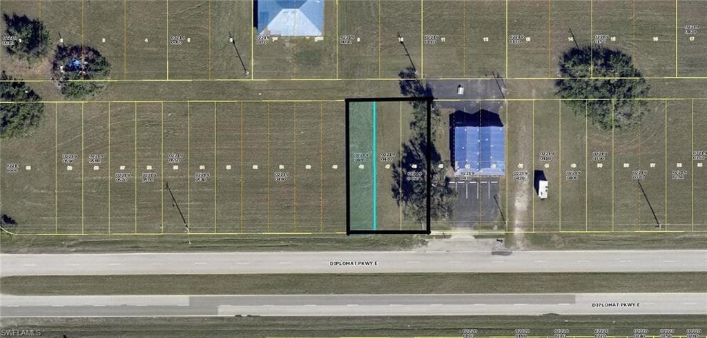 2125-2127-2129 Diplomat PKWY E CAPE CORAL, FL 33909