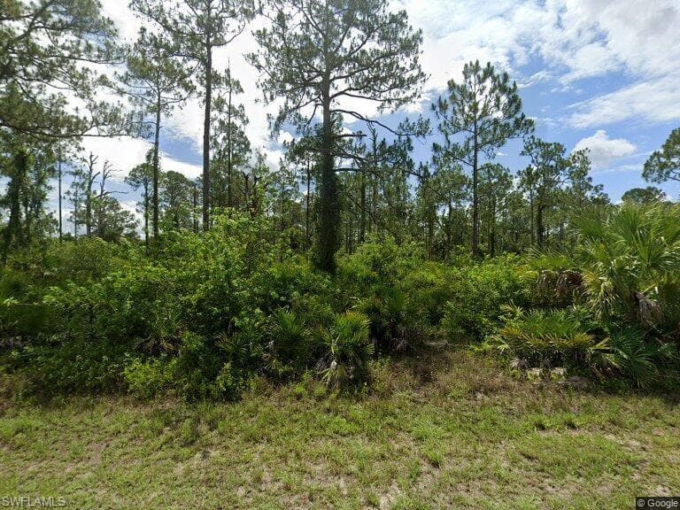 1312 Moore AVE LEHIGH ACRES, FL 33972