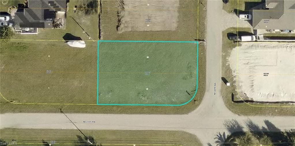 2116 NE 10th AVE CAPE CORAL, FL 33909