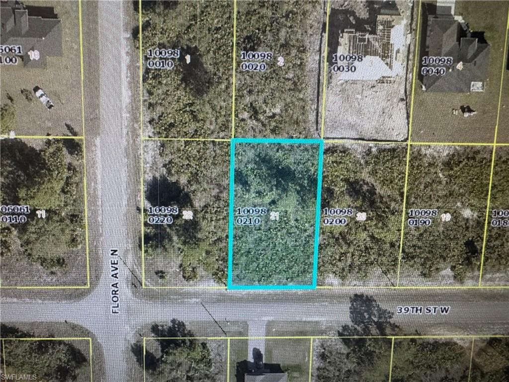 2618 39th ST W LEHIGH ACRES, FL 33971