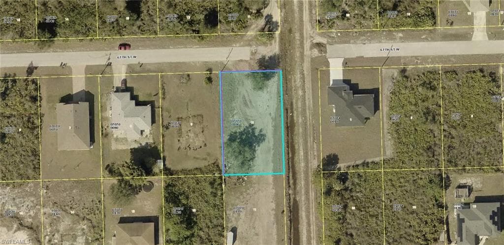 2801 67th ST W LEHIGH ACRES, FL 33971