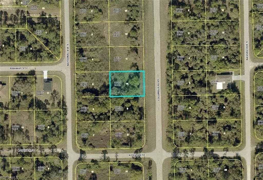 148 Columbus BLVD S LEHIGH ACRES, FL 33974